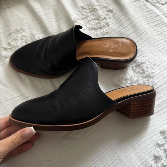 Crown vintage mule - Picture 7 of 7